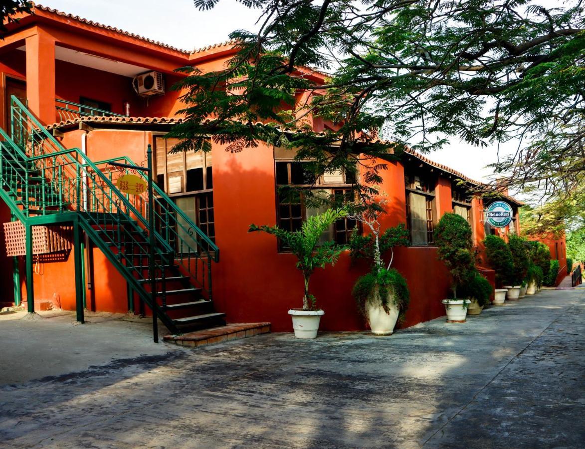 Adham Compound Hotel King Mariout Exterior foto